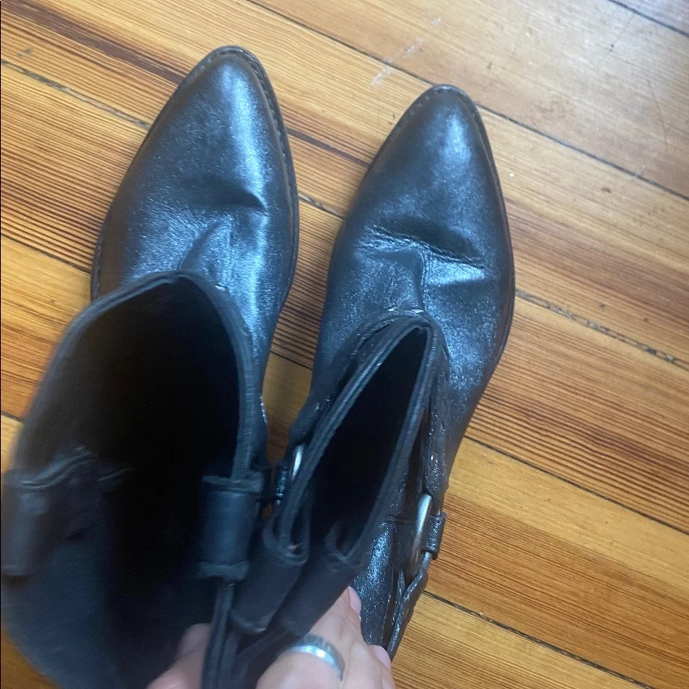 Frye Billy chain metallic black Western Harness Booties